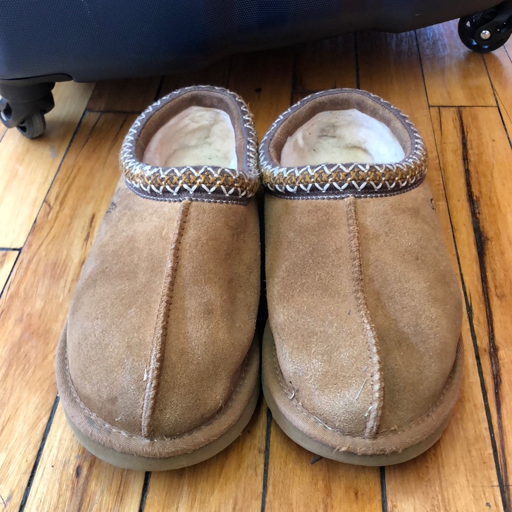Ugg Slippers in chestnut-size 8
